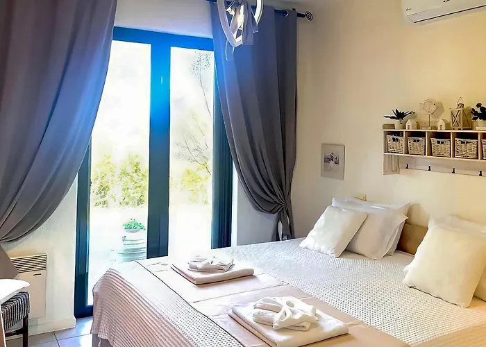 Amelia Villa, Sani Luxury Villas collection